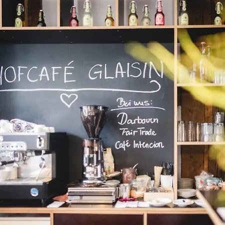 Hofcafe Glaisin Bed & Breakfast Ludwigslust